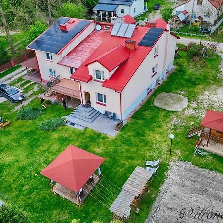 Gospodarstwo Agroturystyczne Pod Lasem Maria Plazio Narol Екстериор снимка