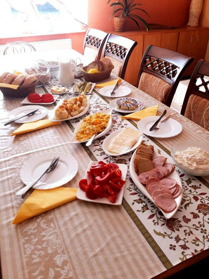 Gospodarstwo Agroturystyczne Pod Lasem Maria Plazio Narol Екстериор снимка